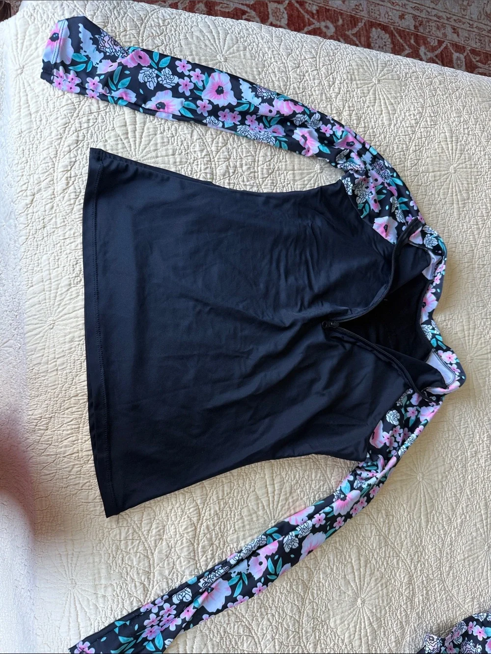 Floral Long-Sleeve Rash Guard Set - Black & Pink